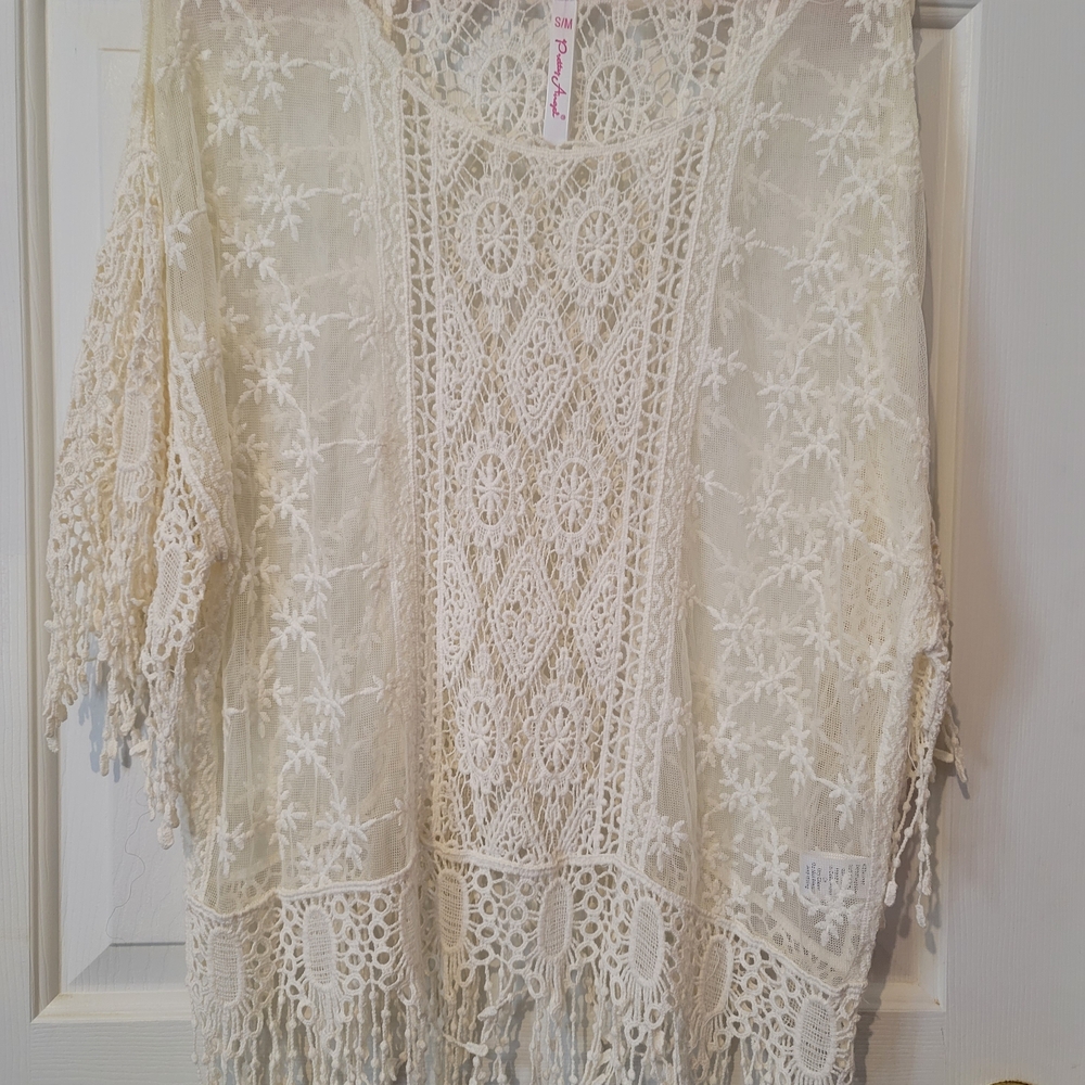 Pretty Angel Cream Lace Tunic Top